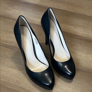 Nine West Classic Black Heels